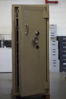 Used 6422 Seyma TL30 Equivalent High Security Safe